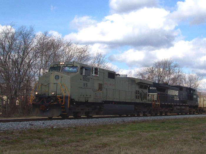 NS 9928(Gray primer) & NS 9025